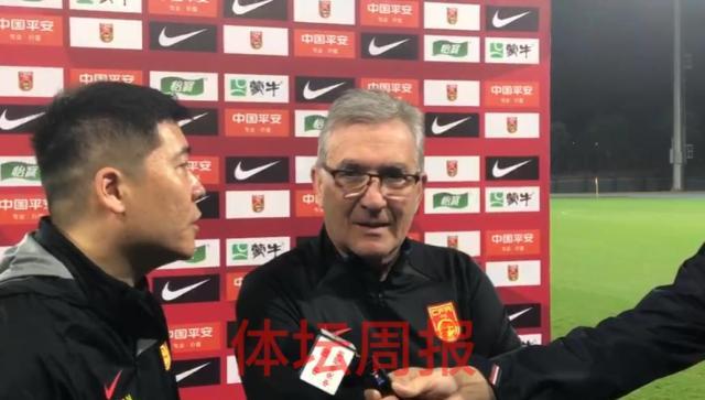 开云-改打442菱形中场战术 伊万为国足锋无力开出药方