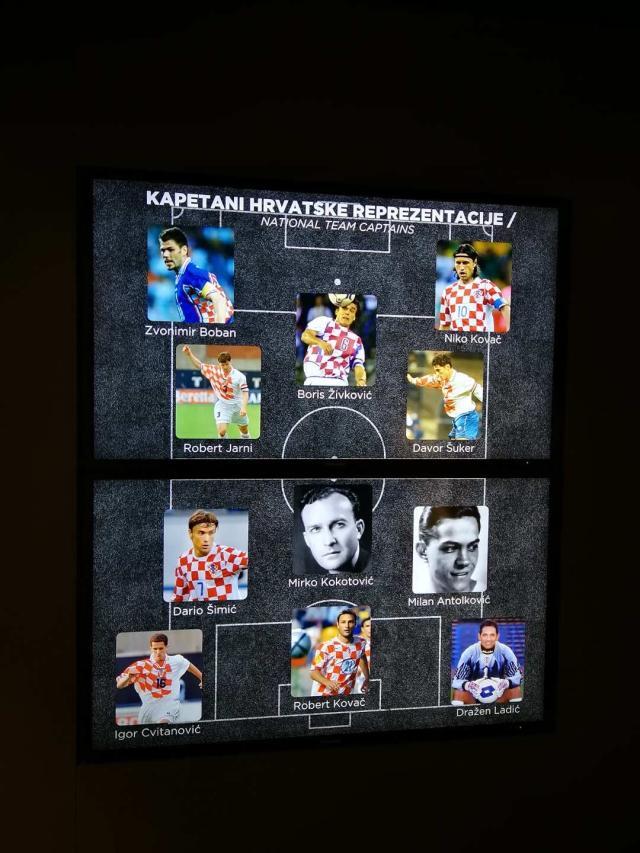 1670987119350054103.jpg mmexport1670977953307.jpg