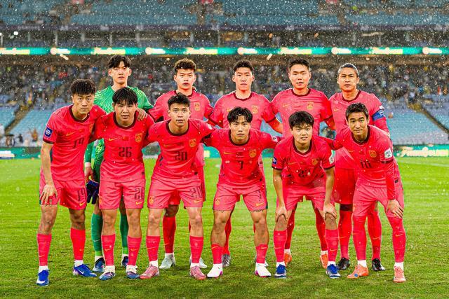 开云-国足FIFA系列赛结束,国足主客场新球衣均完成亮相